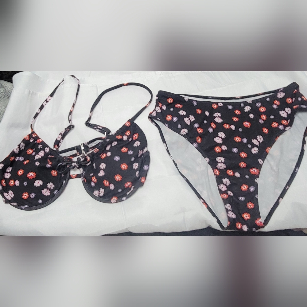 Bikini  NWOT Floral Bikini